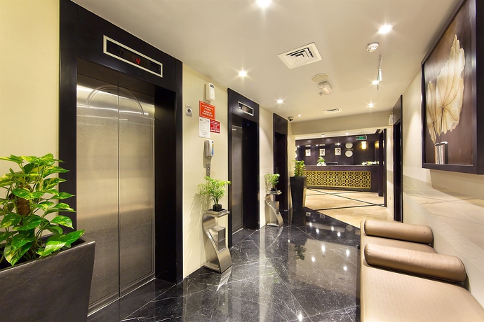 Imagen de los interiores del Hotel Lotus Grand. Foto 14