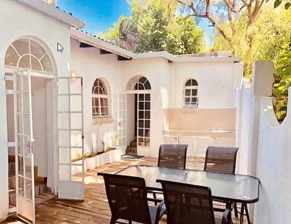 Imagen de la habitación del Hotel Lotus Guest House, Sandton. Foto 4