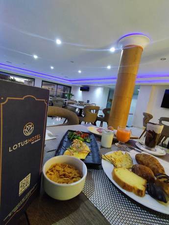 Imagen del bar/restaurante del Hotel Lotus H&ocirc;tel Casa Nearshore. Foto 4