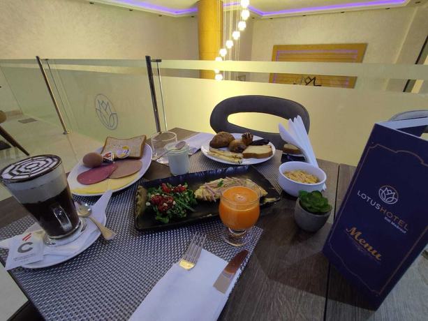 Imagen del bar/restaurante del Hotel Lotus H&ocirc;tel Casa Nearshore. Foto 11