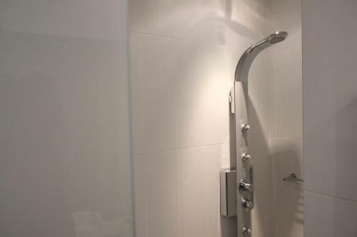 Imagen de la habitación del Hotel Lotus Inn. Foto 10