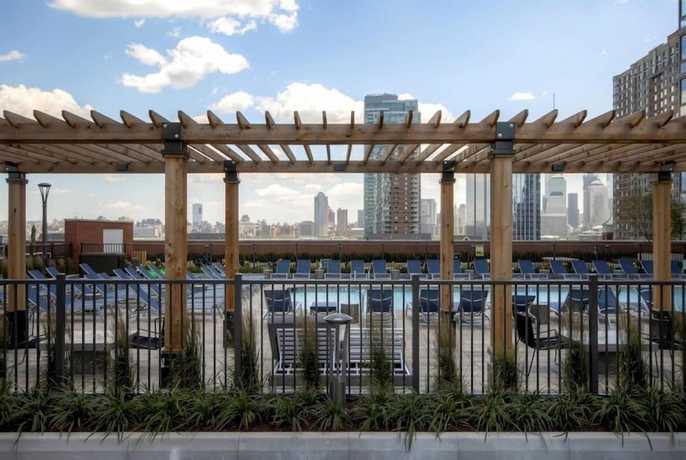 Imagen de los exteriores del Hotel Lotus Jersey City. Foto 6