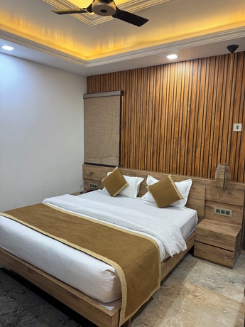Imagen de la habitación del Hotel Lotus, Kanpur. Foto 9