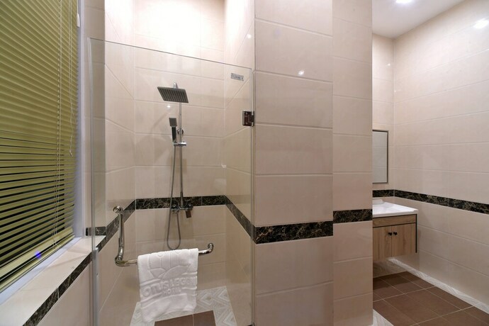 Imagen de la habitación del Hotel Lotus Legend. Foto 5