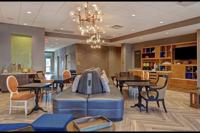 Imagen de los interiores del Hotel Lotus Newport. Foto 12