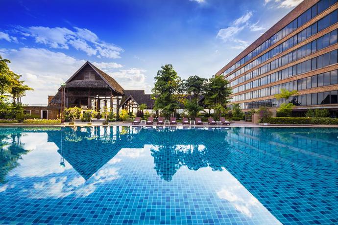 Imagen de la piscina del Hotel Lotus Pang Suan Kaew. Foto 18