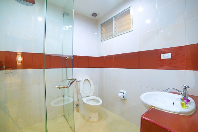 Imagen de la habitación del Hotel Lotus Patong. Foto 9