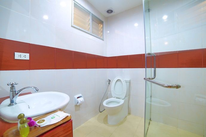 Imagen de la habitación del Hotel Lotus Patong. Foto 10