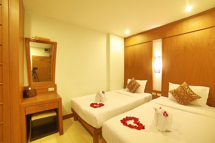 Imagen de la habitación del Hotel Lotus Patong. Foto 12