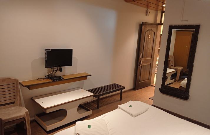 Imagen de la habitación del Hotel Lotus Resort. Foto 2