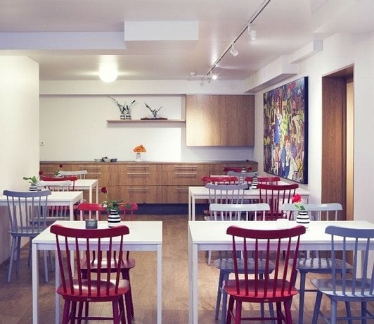 Imagen del bar/restaurante del Hotel Lotus, Reykjavik. Foto 2