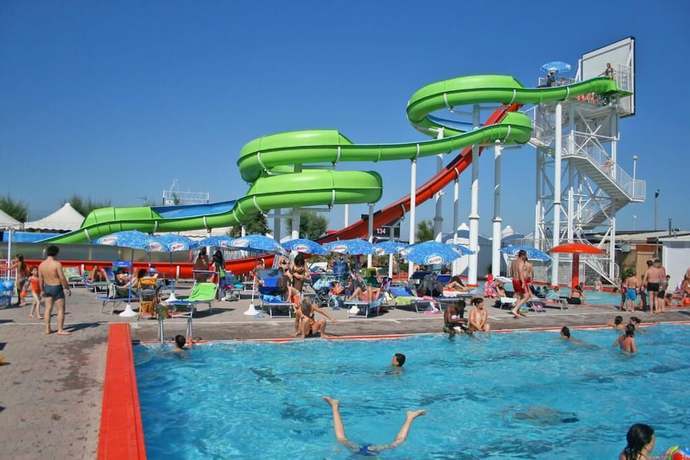 Imagen de la piscina del Hotel Lotus, Rimini. Foto 19