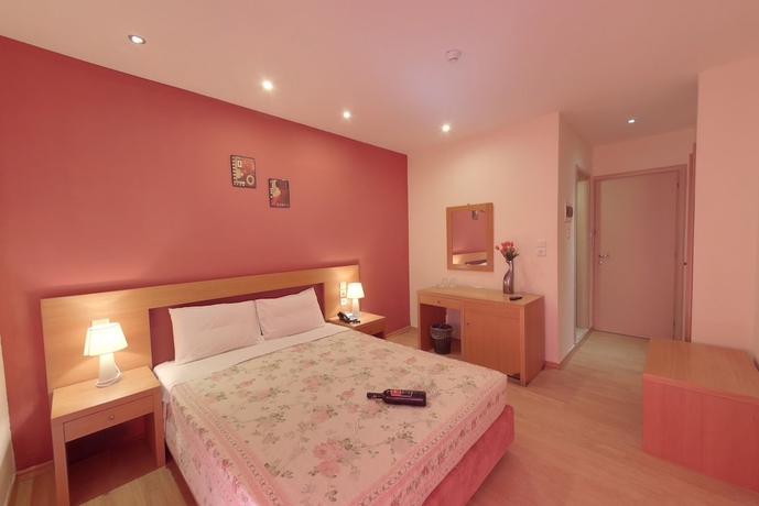 Imagen de la habitación del Hotel Lotus Rise. Foto 3