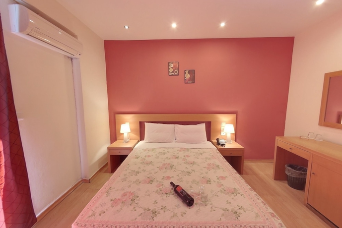 Imagen de la habitación del Hotel Lotus Rise. Foto 5