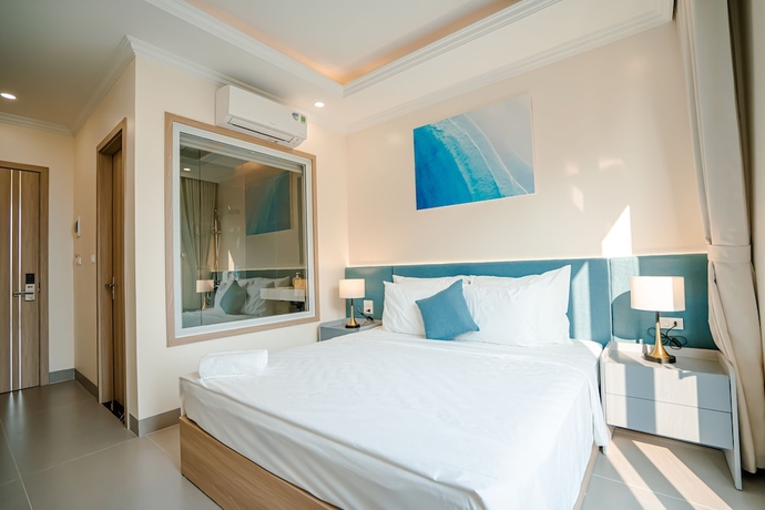 Imagen de la habitación del Hotel Lotus Sam Son. Foto 8