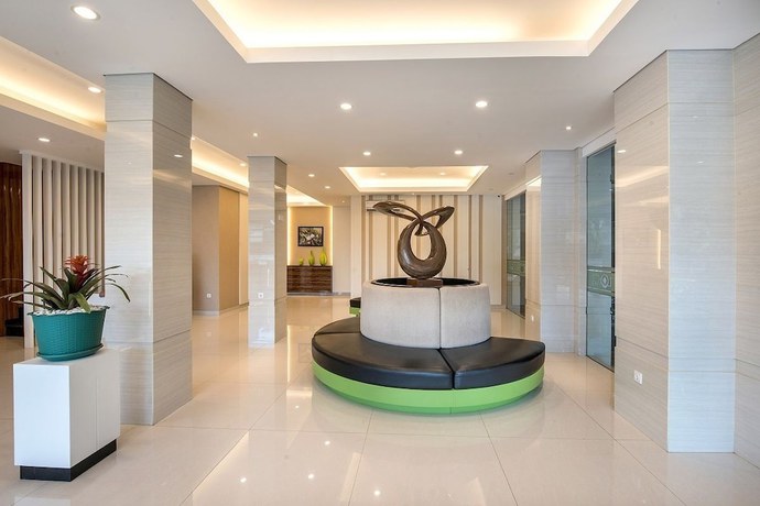 Imagen de los interiores del Hotel Lotus Subang. Foto 18