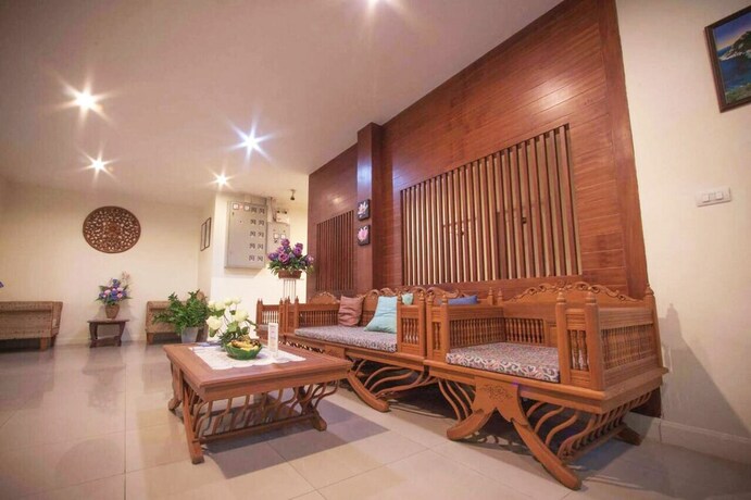 Imagen de los interiores del Hotel Lotus Suite Hua Hin. Foto 10