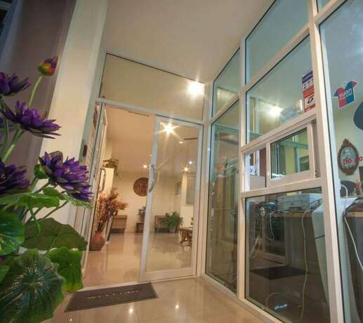 Imagen de los interiores del Hotel Lotus Suite Hua Hin. Foto 18