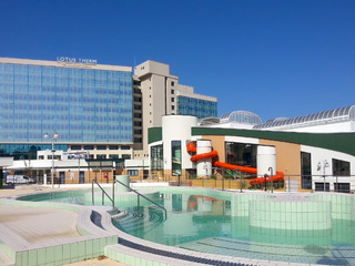 Imagen general del Hotel Lotus Therm SpaandLuxury Resort. Foto 10