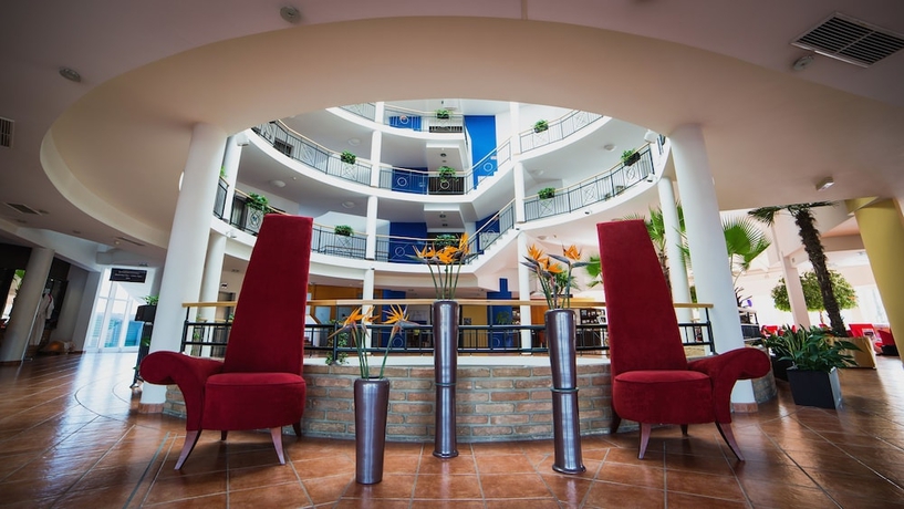 Imagen del bar/restaurante del Hotel Lotus Therme and Spa. Foto 3