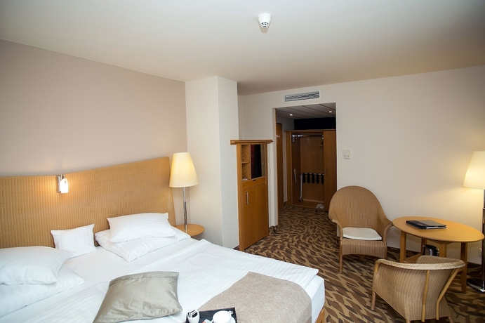 Imagen de la habitación del Hotel Lotus Therme and Spa. Foto 14