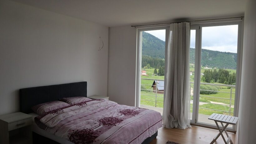 Imagen de la habitación del Hotel Lotus Villas. Foto 17