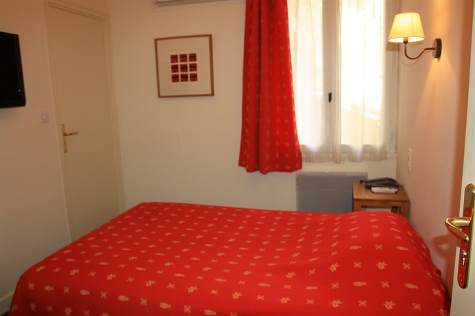 Imagen de la habitación del Hotel Lou Cigaloun. Foto 2