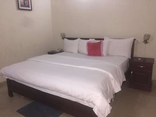 Imagen de la habitación del Hotel Lou Ralph. Foto 9