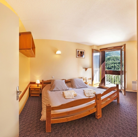 Imagen de la habitación del Hotel Lou Riouclar. Foto 5