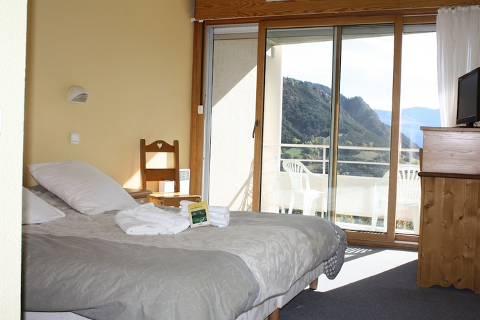 Imagen de la habitación del Hotel Lou Riouclar. Foto 10