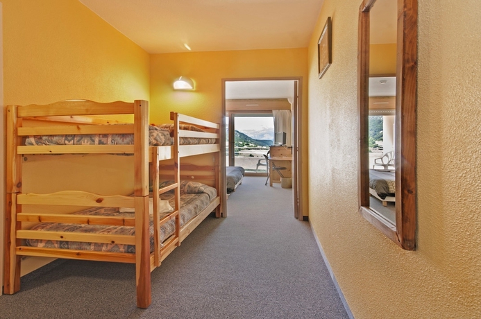 Imagen de la habitación del Hotel Lou Riouclar. Foto 12