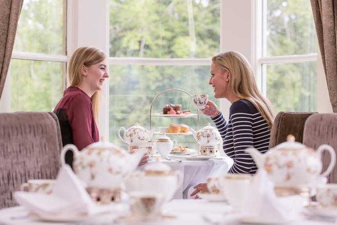 Imagen del bar/restaurante del Hotel Lough Eske Castle. Foto 2