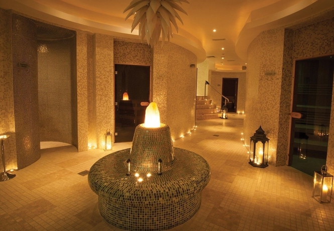 Imagen de la piscina del Hotel Lough Rea and Spa. Foto 18