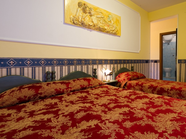 Imagen de la habitación del Hotel Louis Ii, Aeropuerto de Roma-Ciampi. Foto 6