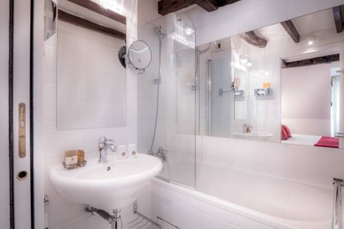 Imagen de la habitación del Hotel Louis Ii, Jardin du Luxembourg. Foto 4