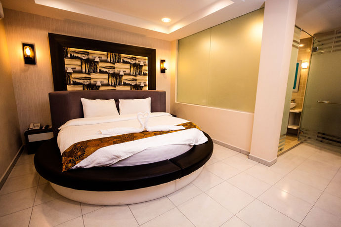 Imagen de la habitación del Hotel Louis, Kampung Jambu. Foto 15