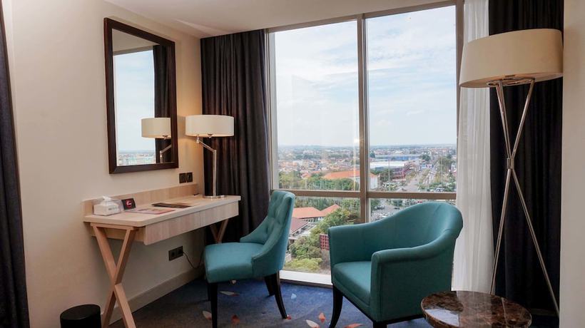 Imagen de la habitación del Hotel Louis Kienne Hotel Pandanaran. Foto 8