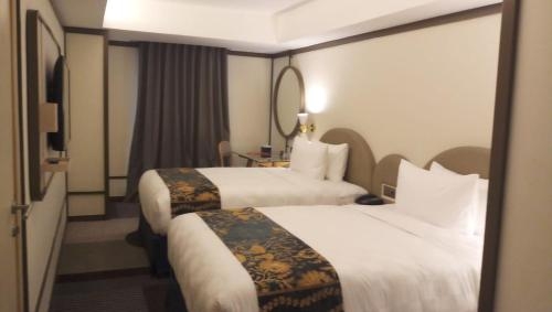 Imagen general del Hotel Louis Kienne Pemuda. Foto 3