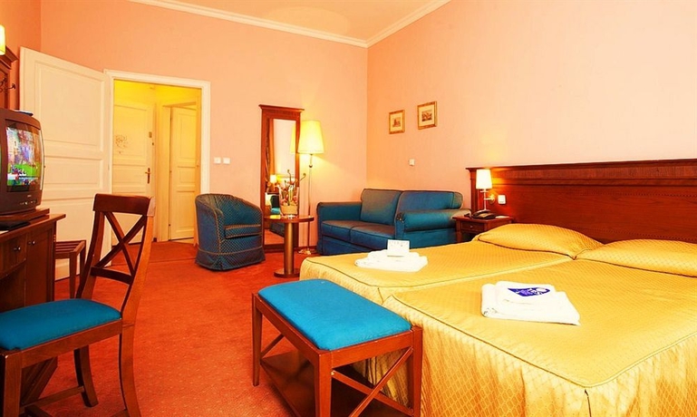 Imagen de los interiores del Hotel Louis Leger. Foto 5