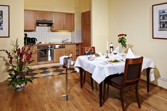 Imagen de la habitación del Hotel Louisa's Place. Foto 9