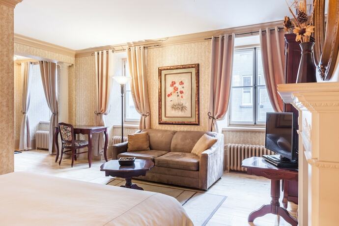Imagen de la habitación del Hotel Louisbourg. Foto 11