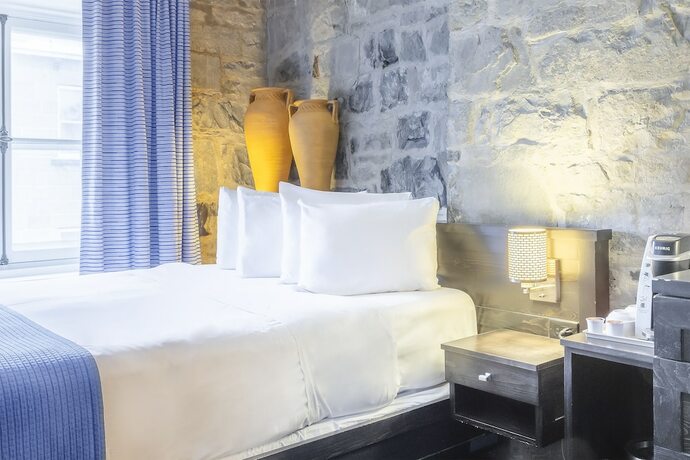 Imagen de la habitación del Hotel Louisbourg. Foto 19