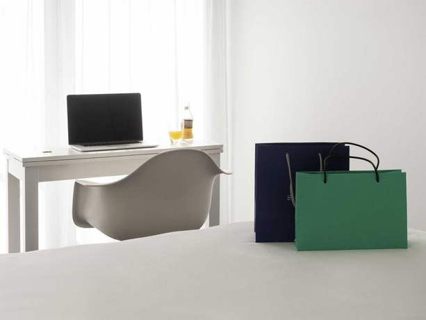 Imagen de la habitación del Hotel Louise. Foto 9