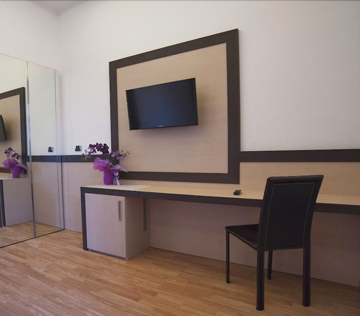 Imagen de la habitación del Hotel Louisiana. Foto 15