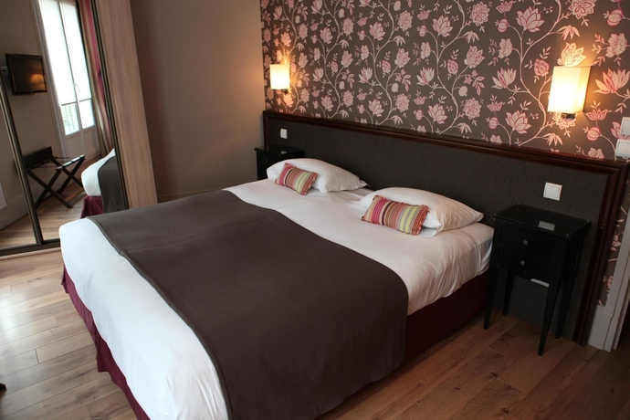 Imagen de los exteriores del Hotel Louison. Foto 13