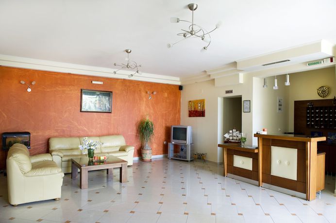 Imagen del bar/restaurante del Hotel Loukas Vrachos. Foto 3