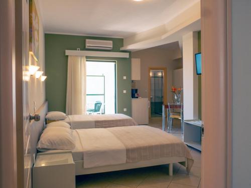 Imagen de la habitación del Hotel Loukas & Apartments. Foto 8
