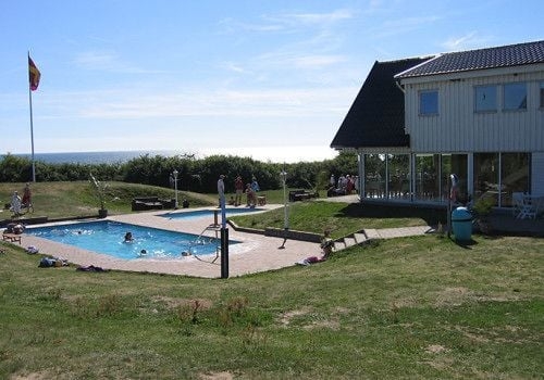 Imagen de la piscina del Hotel L&ouml;derups Strandbad l and Stugby. Foto 15