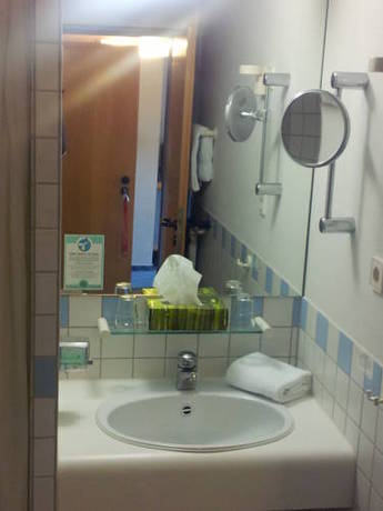 Imagen de la habitación del Hotel Löwen Arian. Foto 2