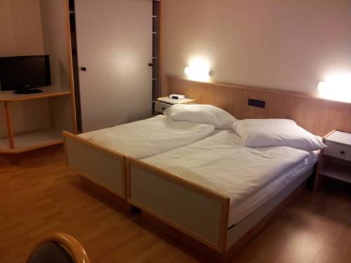 Imagen de la habitación del Hotel Löwen Arian. Foto 5